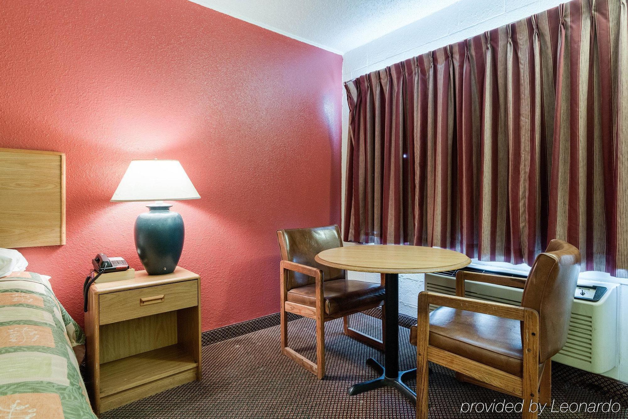 Raider Inn Lubbock Ngoại thất bức ảnh